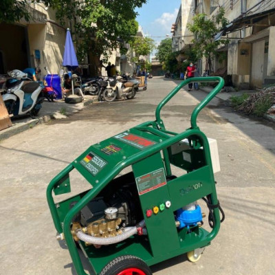 MÁY RỬA XE CÔNG NGHIỆP 3 PHA TỰ HỒI 5500W DEKTON DK-HPW5500 - HÀNG CHÍNH HÃNG