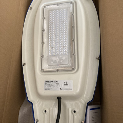 Đèn năng lượng mặt trời SKI-OPP70W