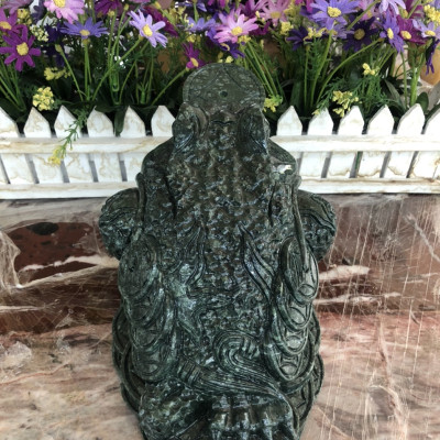 Tượng Cóc Ba Chân, Cóc Ngậm Tiền, Thiềm Thừ phong thủy chiêu tài lộc đá ngọc Ấn Độ - Dài 20 cm