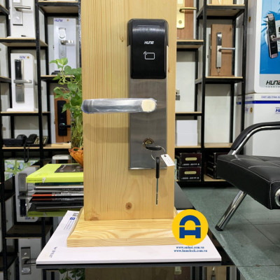 KHOÁ THẺ CẢM ỨNG HUNE 930S-3-DMF1