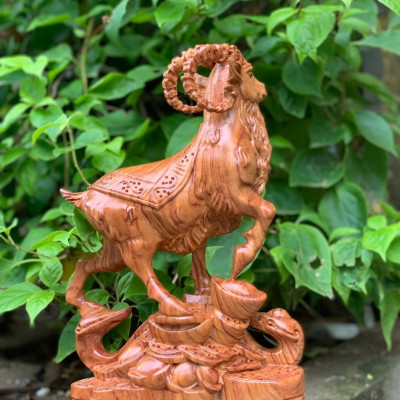 Tượng con dê phong thủy hút tài lộc bằng gỗ hương đá kt 50×17×13cm