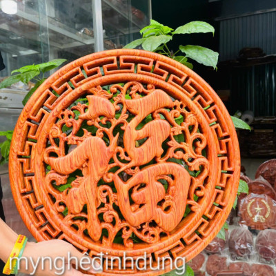 Tranh chữ phúc phong thủy bằng gỗ hương đá kt 61×61×4cm 