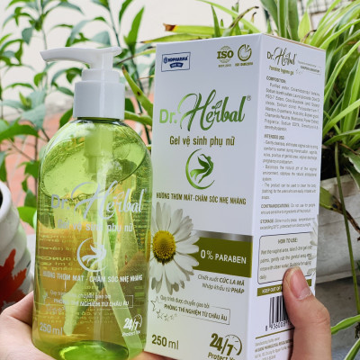 Gel Vệ Sinh Phụ Nữ Dr.Herbal - HDPHARMA - 0% Paraben, Chiết Xuất Từ Cúc La Mã Nhập Khẩu (250 ml)