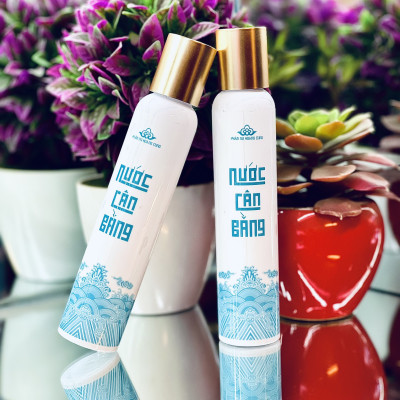 Nước cân bằng (Toner) Phấn Nụ Hoàng Cung