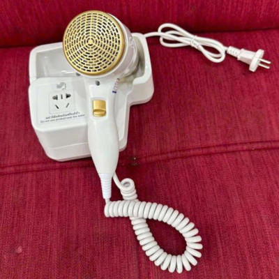 Máy sấy tóc treo tường Koreno Thái Lan KN-518 công suất 1800W - Hàng chính hãng