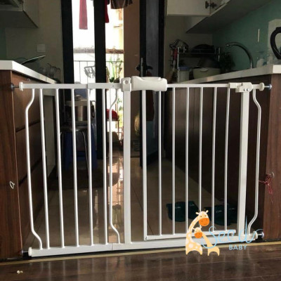 Thanh chắn cửa, chắn cầu thang Umoo, an toàn cho bé, không khoan đục, lắp đặt dễ dàng