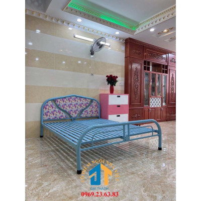 Giường sắt cao ĐẠI THÀNH cấp mẫu mới 1m8X2m màu xanh