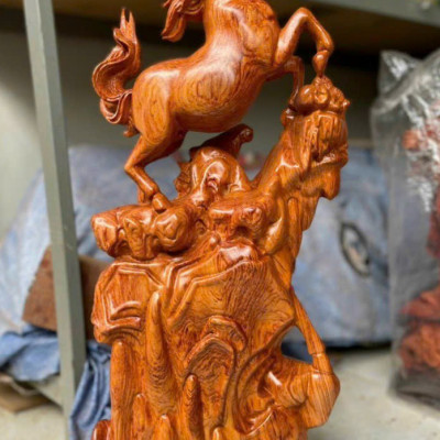 Tượng song mã uyên ương gỗ hương đá kt 60×29×15cm