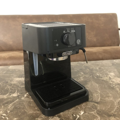 Máy pha cà phê cao cấp thương hiệu Espresso Delonghi EC235.BK - Công suất 1100W - HÀNG NHẬP KHẨU CHÍNH HÃNG