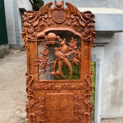 Đốc lịch treo tường khắc đôi chim uyên ương bằng gỗ hương đá kt 37×77×3cm