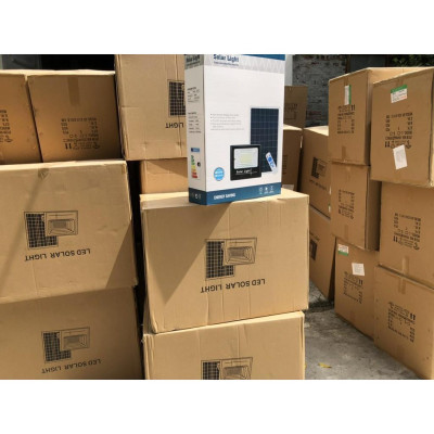 Đèn led pha năng lượng mặt trời 300W/200w/100w/60w