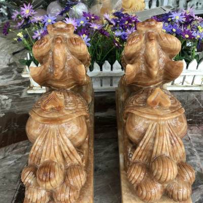 Cặp Tỳ Hưu phong thủy đá cẩm thạch vân gỗ có đế - Dài 30 cm