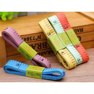 Cân Điện Sức Khoẻ Điện Tử  Hình Chú Heo Xinh Xắn Dành Cho Gia Đình Màn LCD Có Hiển Thị Nhiệt Độ - Chính Hãng MINIIN + Tặng Kèm 1 Thước Dây