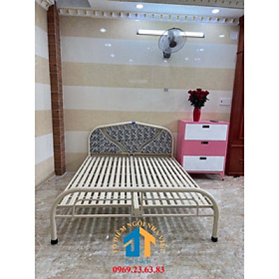 Giường sắt 1m6 x 2m bảo hành 1 năm màu kem