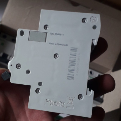 | CHÍNH HÃNG | EZ9F34216 Schneider 2P 16A 4.5kA