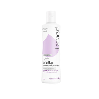 Dung Dịch Vệ Sinh Phụ Nữ Lactacyd Soft And Silky 250ml