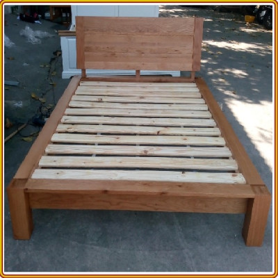 Giường ngủ Juno sofa gỗ sồi mặt gỗ màu tự nhiên