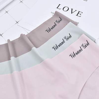 COMBO 5QUẦN LÓT NỮ SU KHÔNG ĐƯỜNG MAY, VIỀN LƯỢN SÓNG IN CHỮ THỜI TRANG