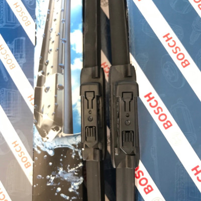 BỘ GẠT MƯA BOSCH AEROTWIN EURO SET AUDI Q7 3.6/4.2 4LB (2009-2015) - 24X26 (7215)