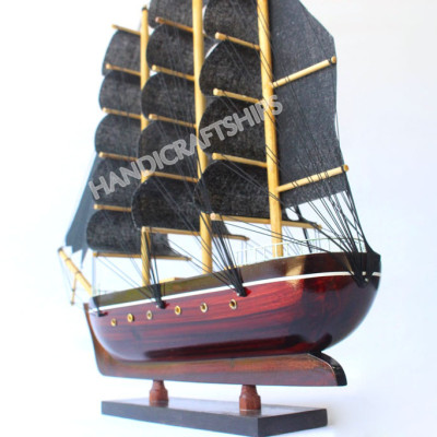 (Đã lắp ráp)Thuyền buồm PHONG THỦY 30cm màu đen - hỗ trợ ship