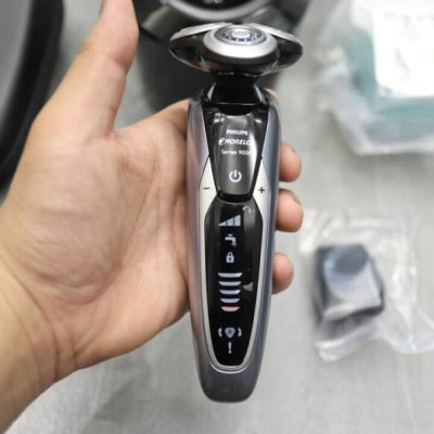 Máy cạo râu Philips Norelco Shaver 9300 S9311/84 Hàng chính hãng