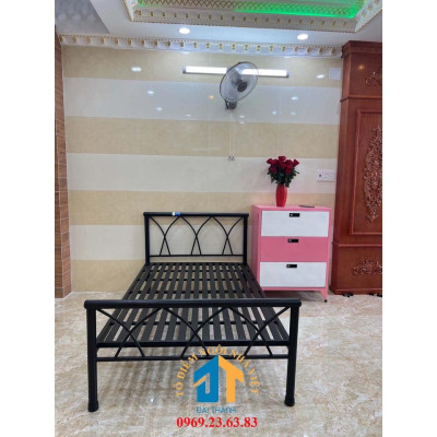 Giường sắt mỹ nghệ giá rẻ nhiều size từ 1m đến 1m8