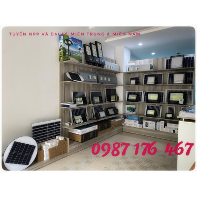 Đèn Pha Năng Lượng Mặt Trời JinDian JD-8840L Công Suất 40W - Khung Nhôm, Chip Led "SMD" - BH 02 Năm