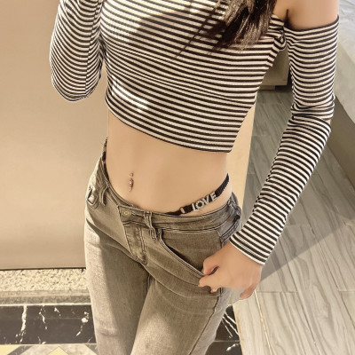 Quần lót lọt khe lộ cạp quần lót My Love
