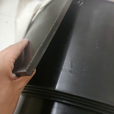 Tấm nhựa PU (nhựa Polyurethane) đàn hồi hấp thụ lực chịu dầu