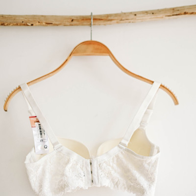 Áo ngực Lovely mút mỏng 3 móc