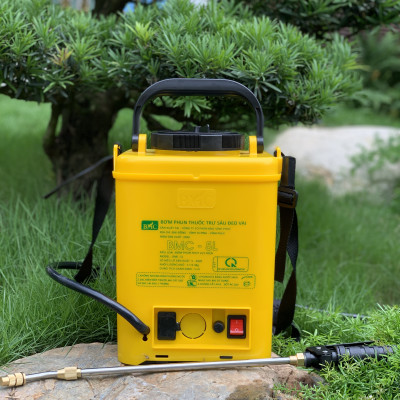 Bơm phun thuốc trừ sâu đeo vai BMC - 5L