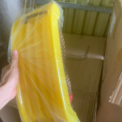 Xích đu nhựa cứng cáp