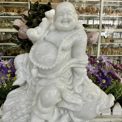Tượng Phật Di Lặc ngồi trên cá chép phong thủy đá cẩm thạch trắng - Cao 30 cm