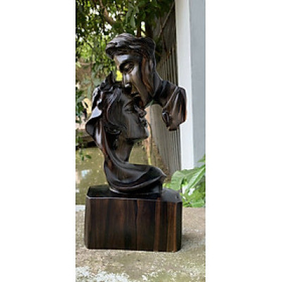 Tượng phu thê viên mãn bằng gỗ mun hoa đẹp long lanh kt cao 30×16×6cm  