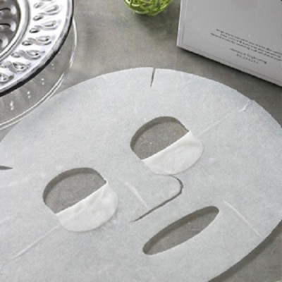 Mặt Nạ Dưỡng Da Mặt Cấp Ẩm Và Dưỡng Trắng Mịn Dành Cho Loại Da Khô Dr.Ci:Labo White C Whitening Mask (Set 05 miếng)