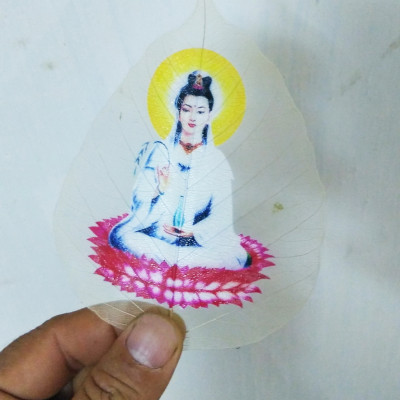 Tranh treo tường trang trí nhà cửa có khung cao cấp mẫu Mẹ quan âm, adida, Tranh Phật Quan Âm Trên Là Bồ Đề HPB-2324