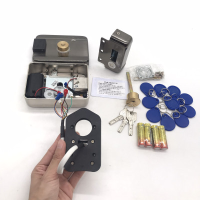 Khoá cổng nguồn Pin 2A mở cửa = thẻ từ  & chìa cơ ( chống nước) - Hàng nhập khẩu