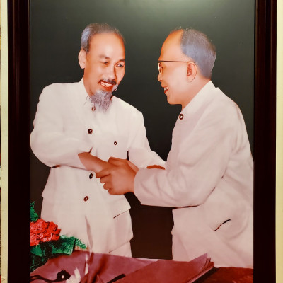 Tranh in dầu, Bác Hồ, Bác Tôn 