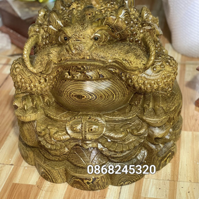 Cóc thiềm thừ phong thủy cầu tài lộc bằng gỗ mun đuôi công kt 48×48×40cm