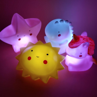 Đèn ngủ nhiều hình ngộ nghĩnh trang trí phòng (Giao màu ngẫu nhiên) - Henrysa