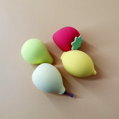 Combo hộp bông tán phấn 4 món , mút tán phấn siêu mềm mại hình giọt nước , có độ đàn hồi cao , dẻo ,không bị biến dạng ,nhiều màu sắc cute xinh xắn đáng yêu