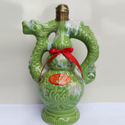 Đặc Sản Bình Định - Rượu Bàu Đá Thành Tâm BA BẦU (Màu xanh ngọc) 650ml - OCOP 3 Sao