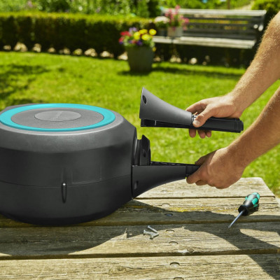 Bộ dây rút tự động Gardena 15-20m chân cắm đất