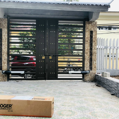 Motor cổng tự động tay đòn Roger Italia BE20