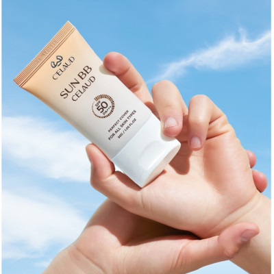 Combo nước hoa hồng làm dịu da và kem chống nắng Celaud