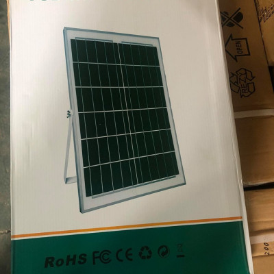 Đèn đường năng lượng mặt trời 100w