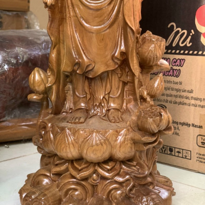 Tượng phật adi đà đứng trên đài sen bằng gỗ bách xanh thơm nức kt cao 40×14×13cm