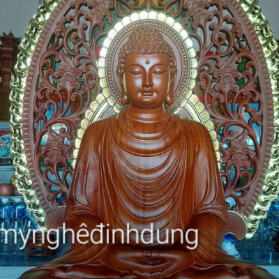 Tượng phật thích ca bằng gỗ hương đá kt cao 60×36×36cm +lá chắn hào quang cao tổng 81cm 