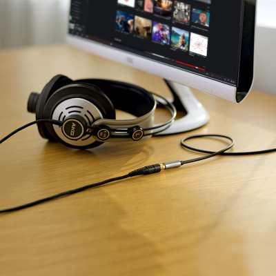 Dây cáp nối dài 3.5mm đầu đực sang 3.5mm đầu cái mạ vàng dài 1.5m UGREEN AV118 10593 - Hàng Chính Hãng