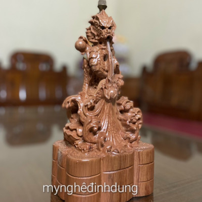 Tượng con rồng xông trầm bằng gỗ hương đá kt cao 30cm 